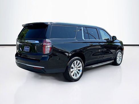 Used 2023 Chevrolet Suburban Premier AWD/4WD image 9