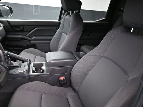 Used 2024 Toyota Tacoma SR5 image 21