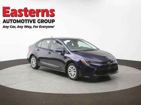 Used 2022 Toyota Corolla LE FWD image 48