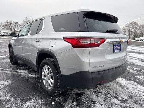 Used 2019 Chevrolet Traverse LS image 4