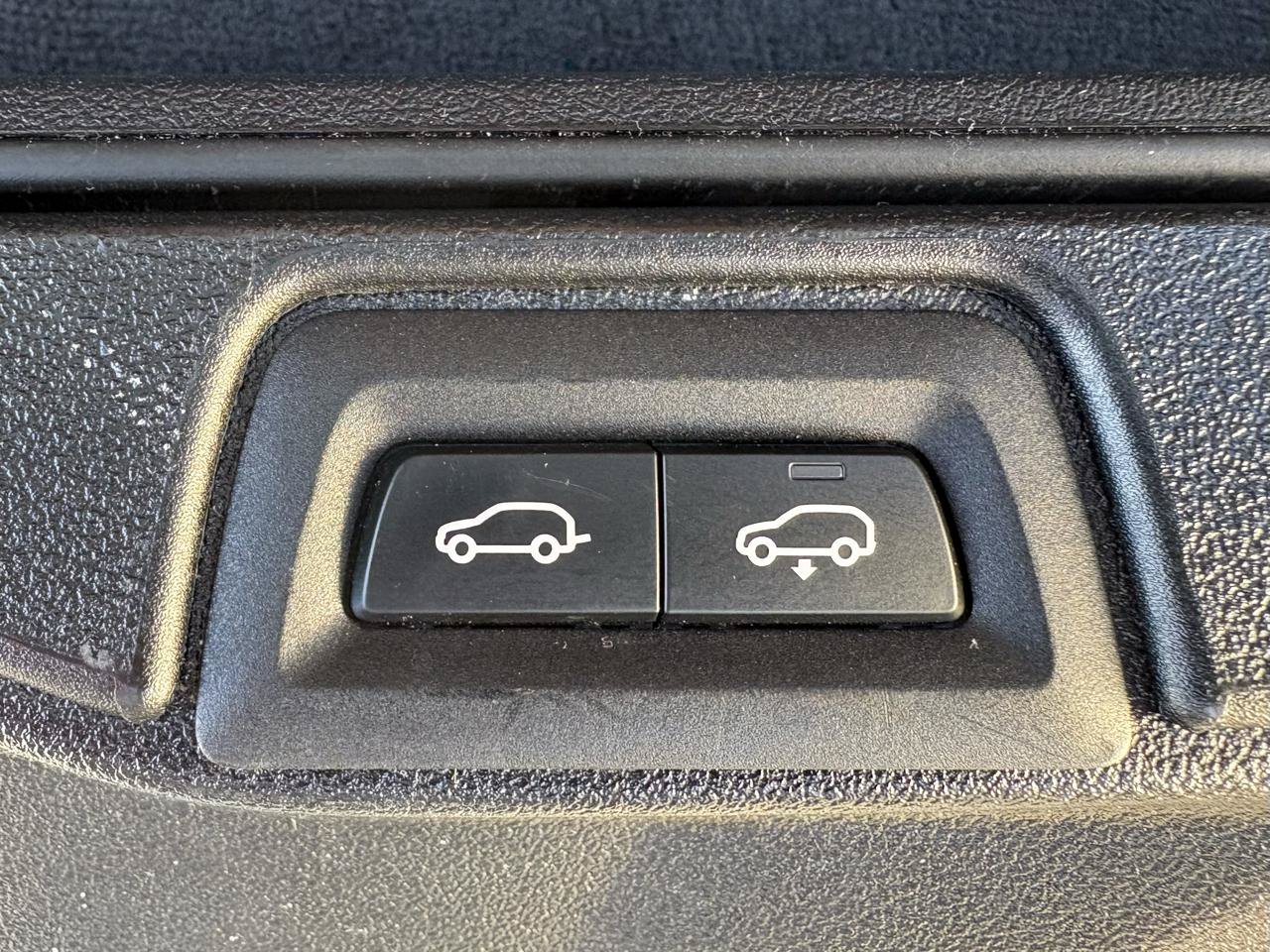 Used 2022 BMW X7 xDrive40i w/ Executive Package AWD/4WD image 46
