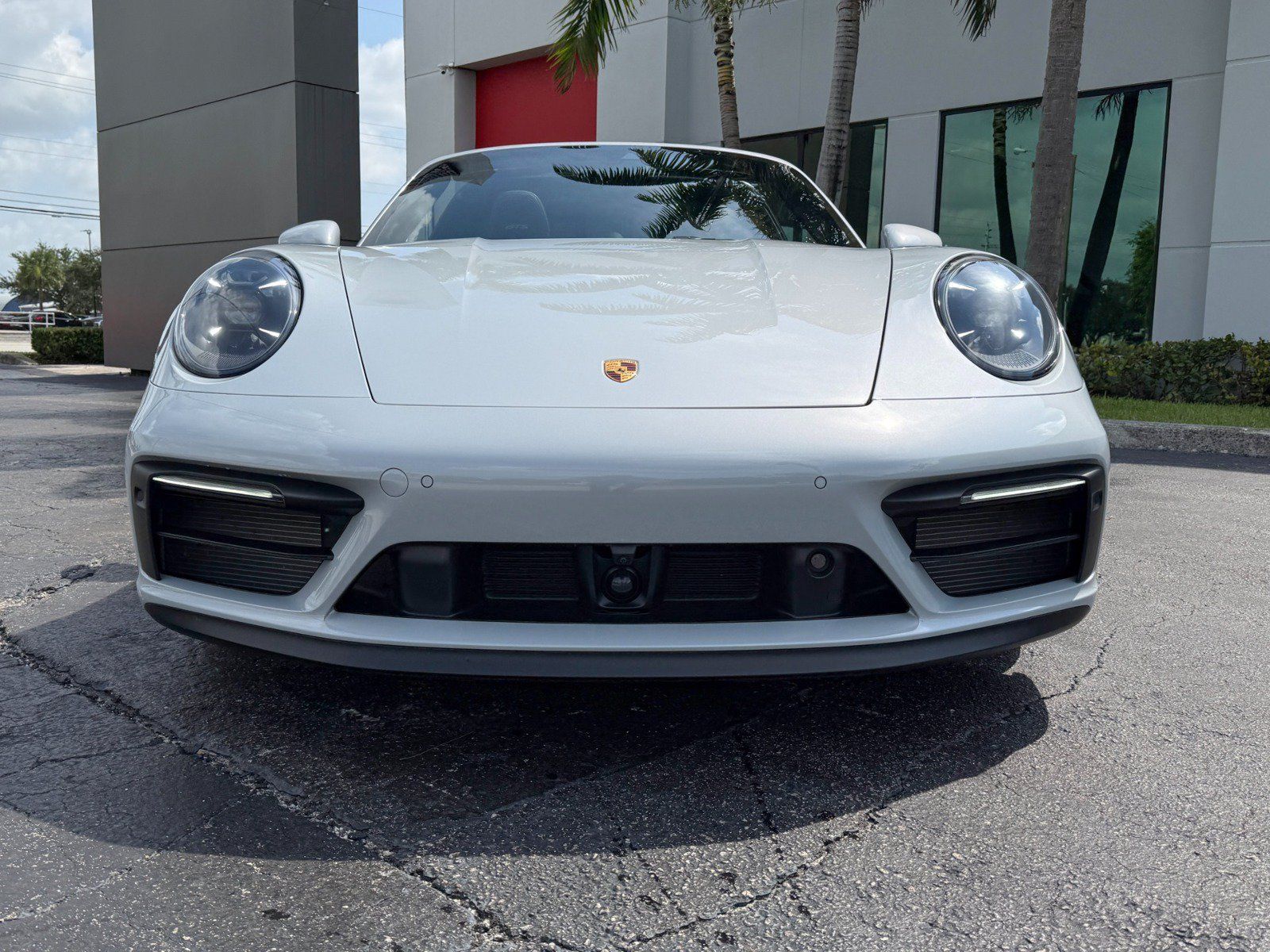 Used 2024 Porsche 911 Targa 4 GTS AWD/4WD image 5
