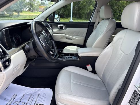 Used 2022 Kia Sorento SX FWD image 11