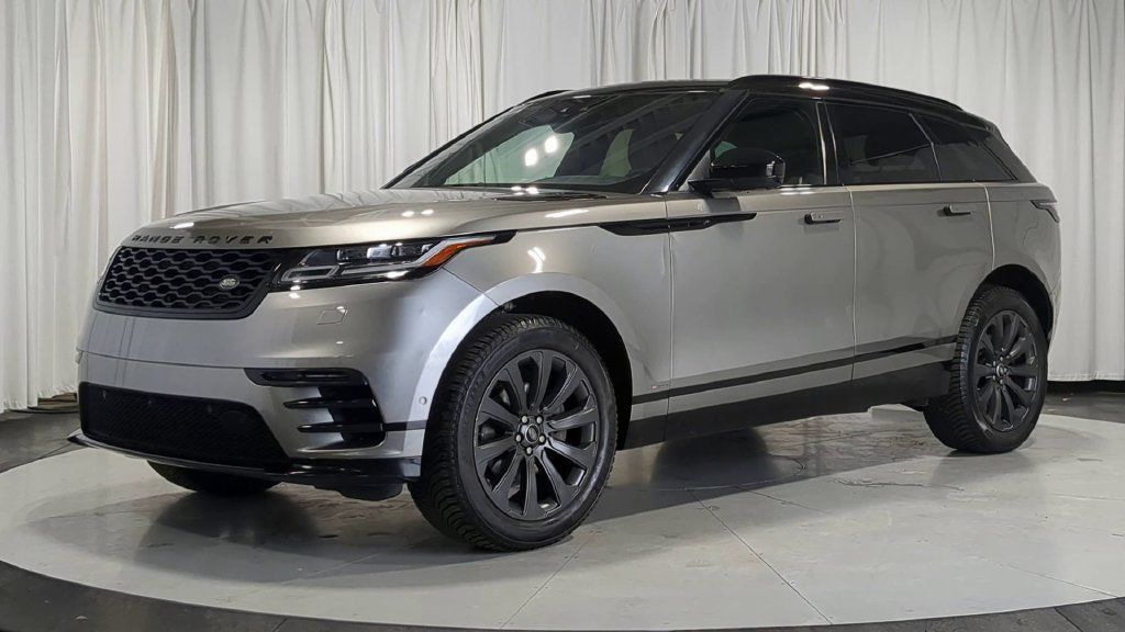 Used 2019 Land Rover Range Rover Velar R-Dynamic SE AWD/4WD image 4