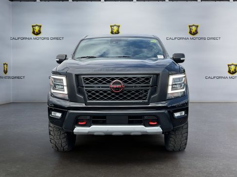 Used 2024 Nissan Titan PRO-4X w/ Pro-4x Convenience Package AWD/4WD image 2