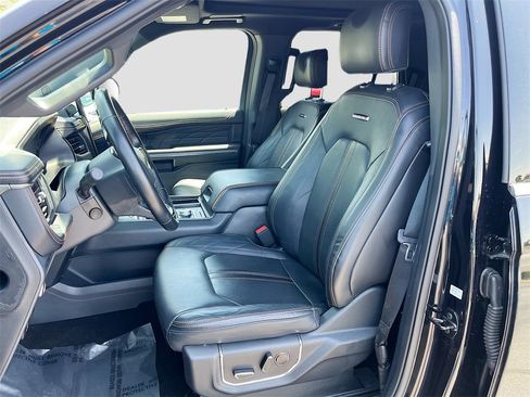 Used 2022 Ford Expedition Platinum image 21
