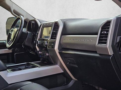 Certified 2021 Ford F250 Lariat w/ Lariat Ultimate Package AWD/4WD image 18