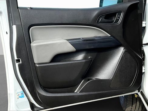 Used 2016 Chevrolet Colorado W/T w/ WT Convenience Package image 16