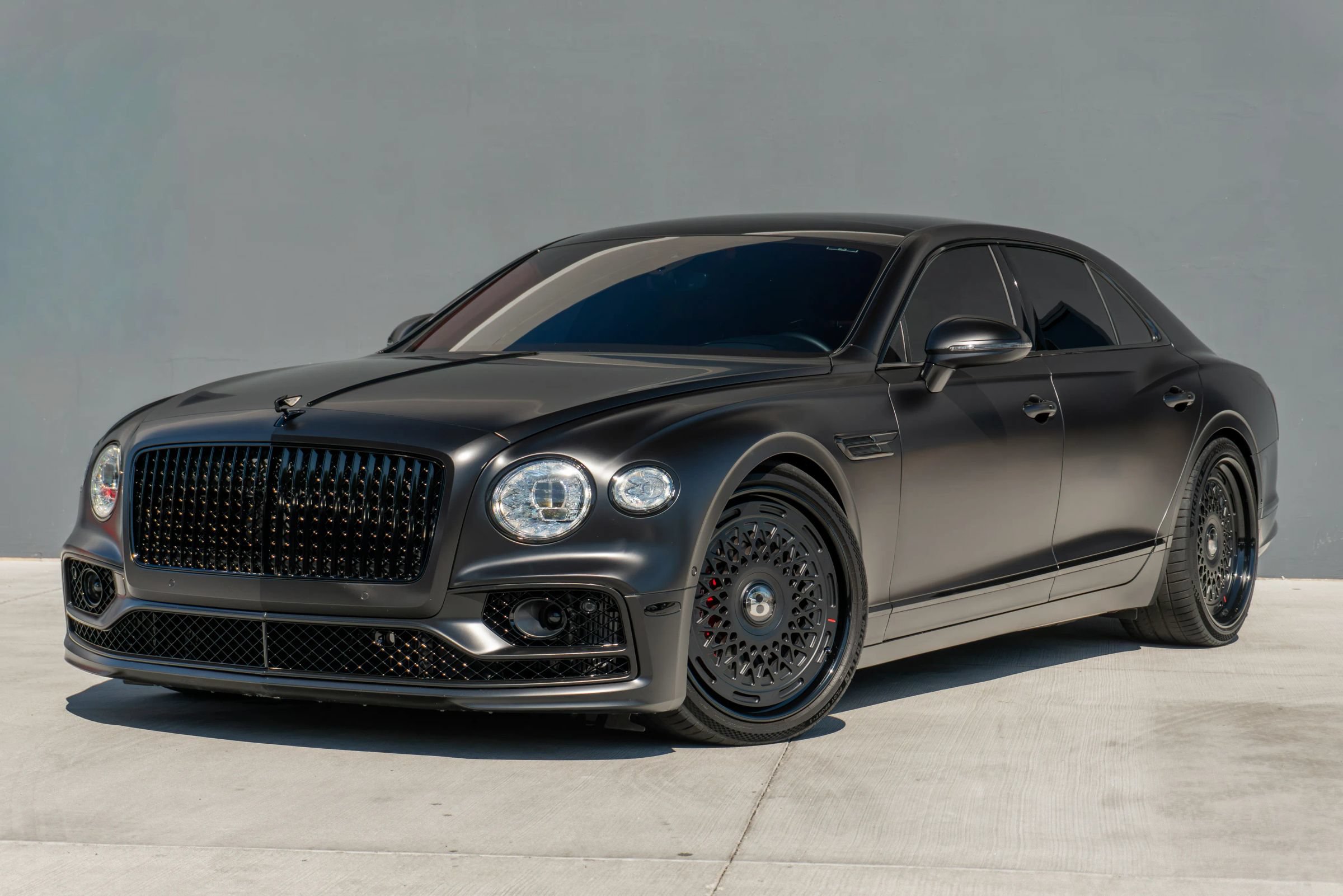 Used 2020 Bentley Flying Spur W12 AWD/4WD image 3