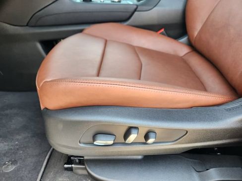 New 2026 Cadillac XT5 Premium Luxury w/ Driver Assist Package AWD/4WD image 11