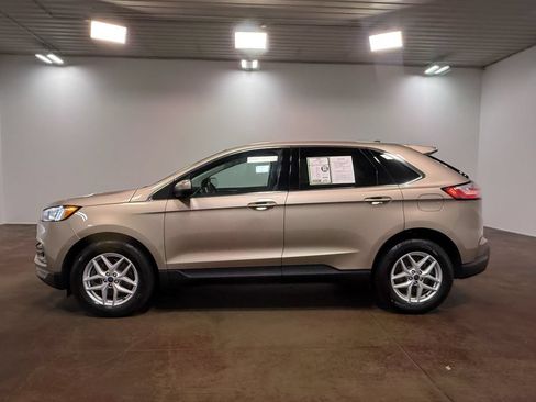 Used 2021 Ford Edge SEL w/ Convenience Package AWD/4WD image 6