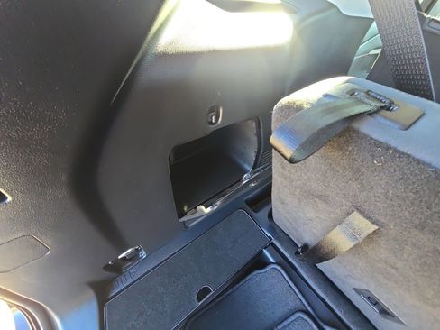 Used 2025 Ford Explorer Active image 21