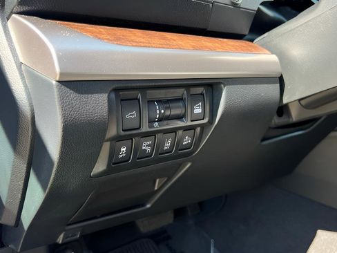 Used 2018 Subaru Outback 3.6R Limited image 44