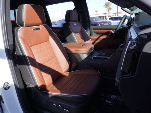 New 2026 GMC Sierra 2500 Denali Ultimate w/ Max Trailering Package image 13