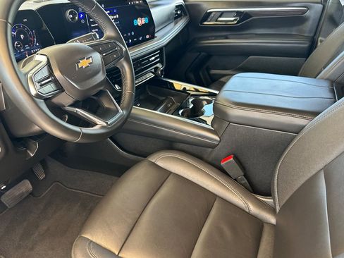 Used 2025 Chevrolet Tahoe LT AWD/4WD image 10