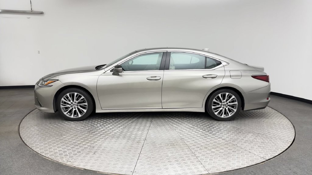 Used 2020 Lexus ES 350 w/ Premium Package FWD image 5