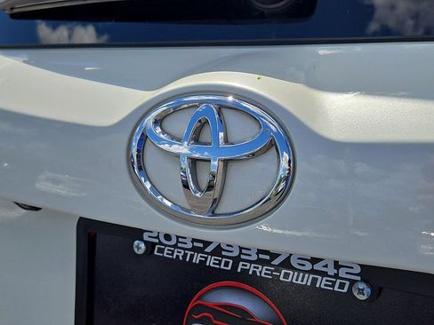 Used 2015 Toyota RAV4 Limited AWD/4WD image 29
