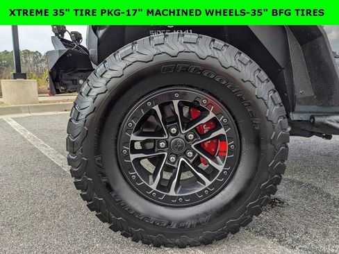 Used 2025 Jeep Wrangler Willys image 2