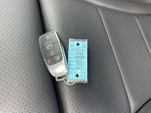 Used 2022 Mercedes-Benz GLC 300 4MATIC image 34