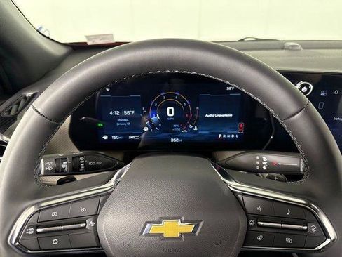 New 2026 Chevrolet Equinox LT w/ Convenience Package II image 4