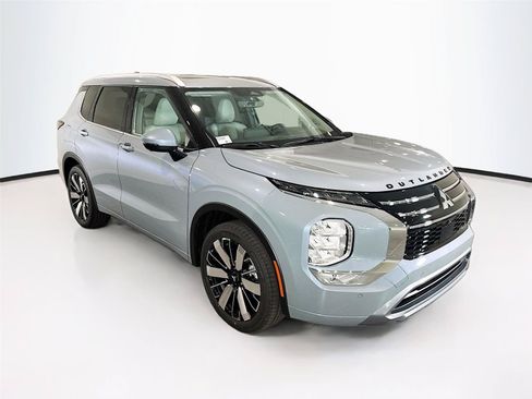 New 2026 Mitsubishi Outlander SEL FWD image 33