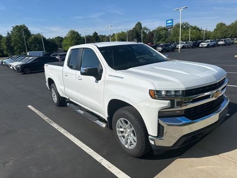 Used 2019 Chevrolet Silverado 1500 LT w/ All-Star Edition AWD/4WD image 6