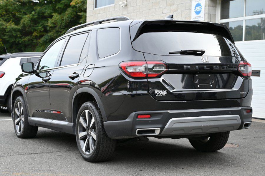 Used 2023 Honda Pilot Elite image 5