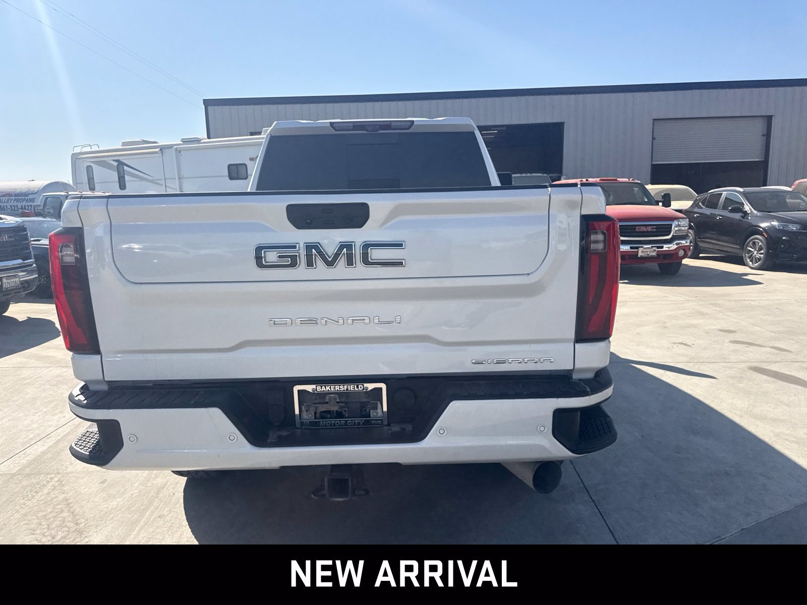 Used 2025 GMC Sierra 2500 Denali Ultimate AWD/4WD image 5
