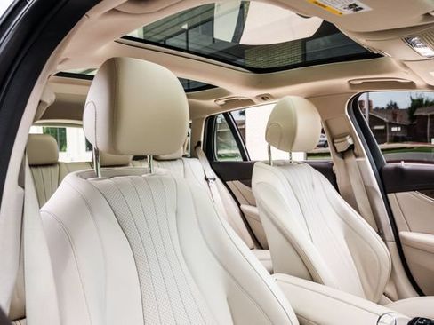Used 2019 Mercedes-Benz E 450 4MATIC Wagon image 29