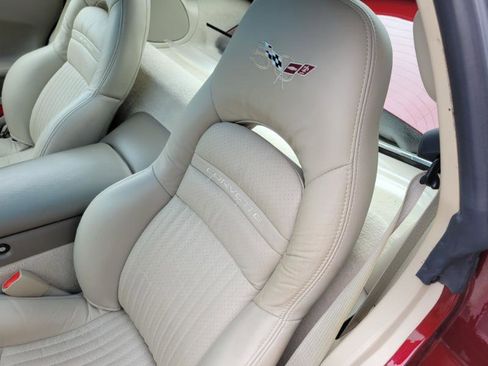 Used 2003 Chevrolet Corvette Coupe w/ Preferred Equipment Group image 52