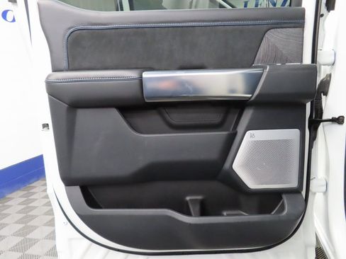 Used 2025 Ford F450 Platinum w/ FX4 Off-Road Package image 54