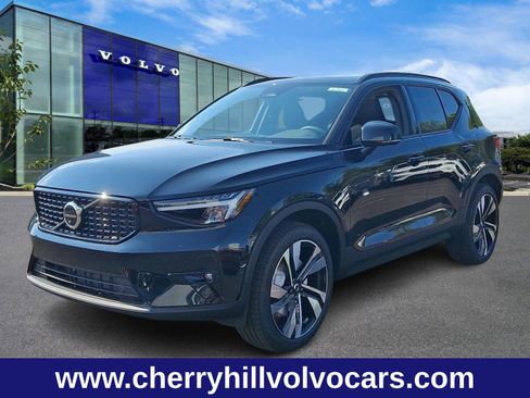 New 2026 Volvo XC40 B5 Plus w/ Protection Package Premier image 3