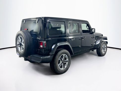 Used 2023 Jeep Wrangler Sahara w/ Cold Weather Group image 5