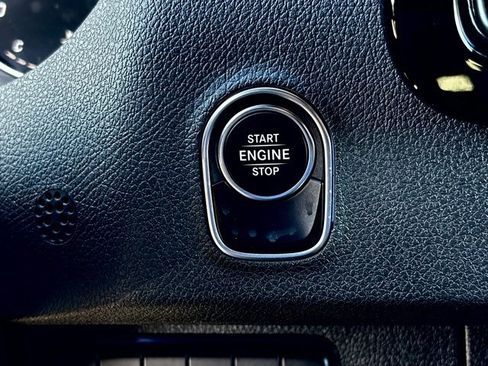 Used 2024 Mercedes-Benz Sprinter 3500 image 23