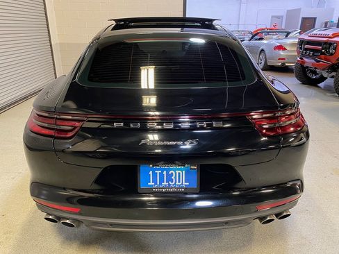 Used 2020 Porsche Panamera 4S image 7