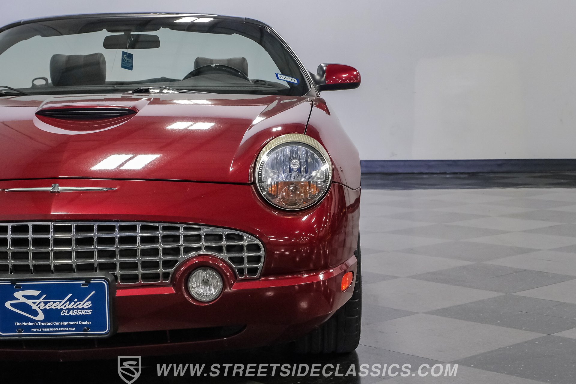 Used 2004 Ford Thunderbird RWD image 22