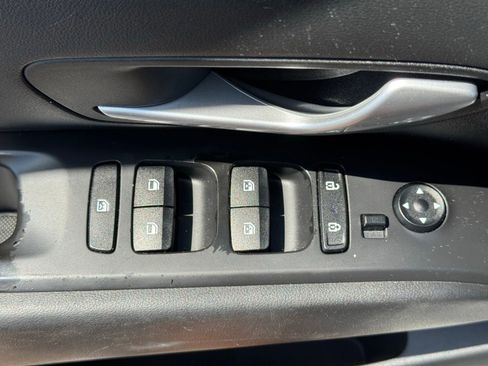Used 2022 Hyundai Santa Cruz SEL FWD image 13