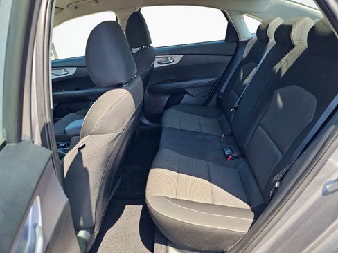 Certified 2024 Kia Forte LXS w/ LXS Technology Package FWD image 28