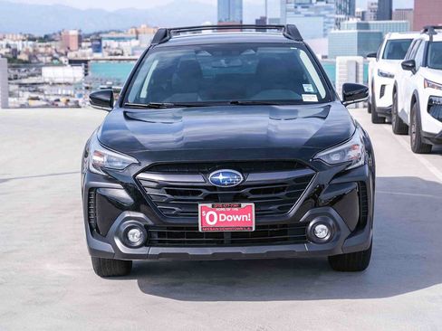 Used 2024 Subaru Outback Premium AWD/4WD image 2
