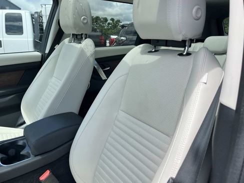 Used 2023 Land Rover Discovery Sport S AWD/4WD image 31