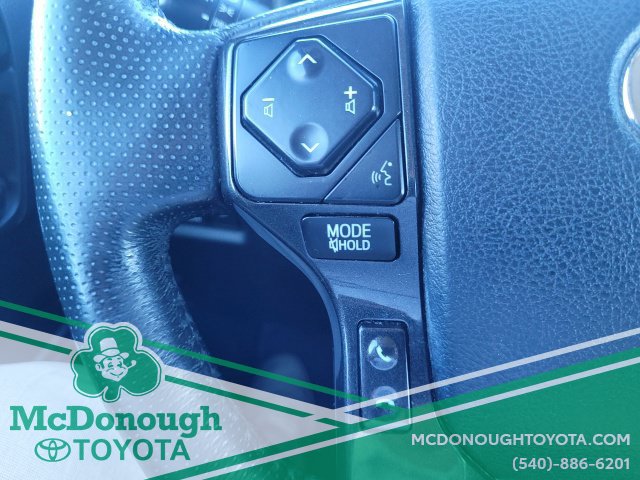 Used 2023 Toyota 4Runner TRD Off-Road Premium AWD/4WD image 21
