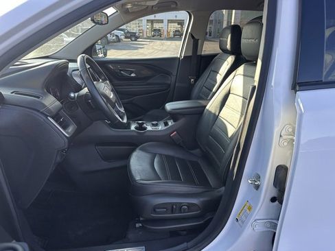 Used 2024 GMC Terrain Denali image 2