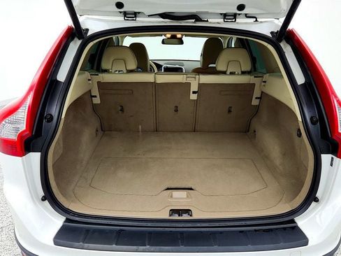 Used 2013 Volvo XC60 T6 AWD/4WD image 23