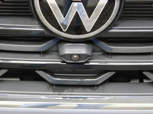 Used 2024 Volkswagen Atlas Cross Sport SEL Premium R-Line image 46