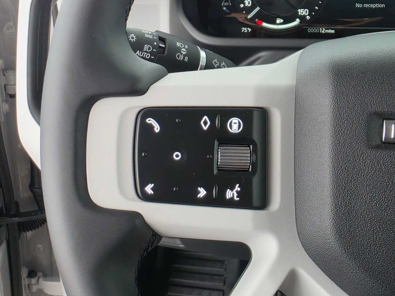 New 2026 Land Rover Defender 110 S AWD/4WD image 28