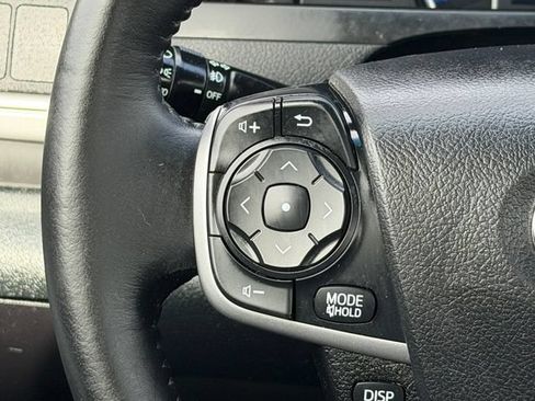 Used 2014 Toyota Camry SE w/ Moonroof Package FWD image 26