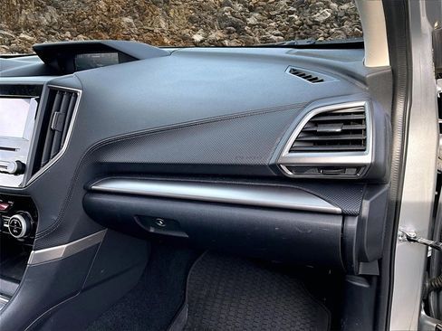 Used 2019 Subaru Forester Premium image 14