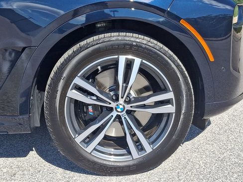 Used 2025 BMW X7 xDrive40i w/ M Sport Package AWD/4WD image 8