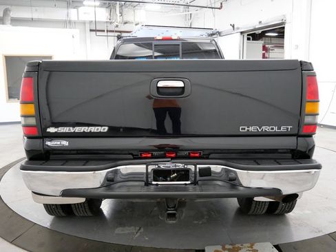 Used 2007 Chevrolet Silverado 3500 LT AWD/4WD image 6