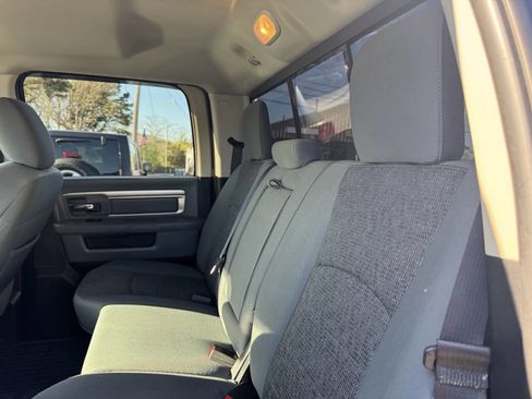 Used 2016 RAM 1500 Big Horn AWD/4WD image 29